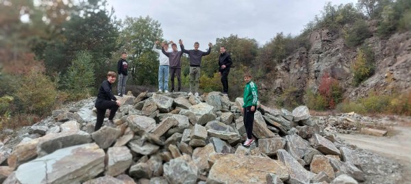 a76ad0a6-49e5-4ce9-bbd9-9fc599acea6a